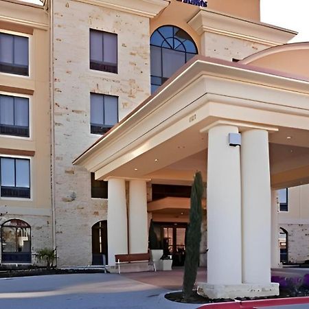 Comfort Inn & Suites Dallas Medical-Market Center מראה חיצוני תמונה