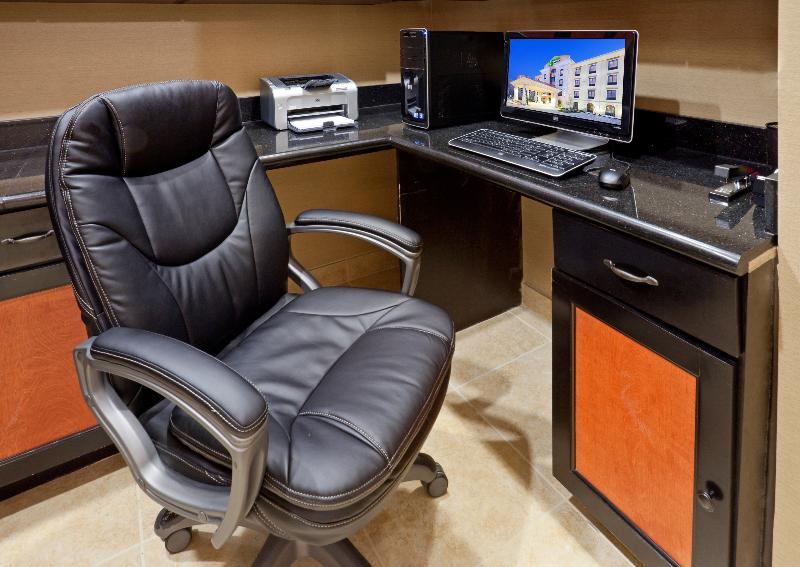Comfort Inn & Suites Dallas Medical-Market Center מראה חיצוני תמונה