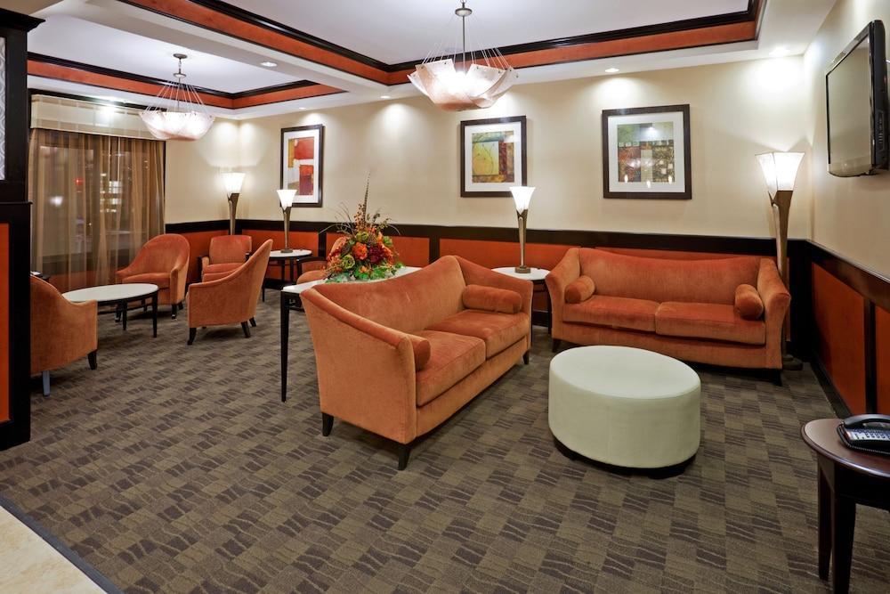 Comfort Inn & Suites Dallas Medical-Market Center מראה חיצוני תמונה