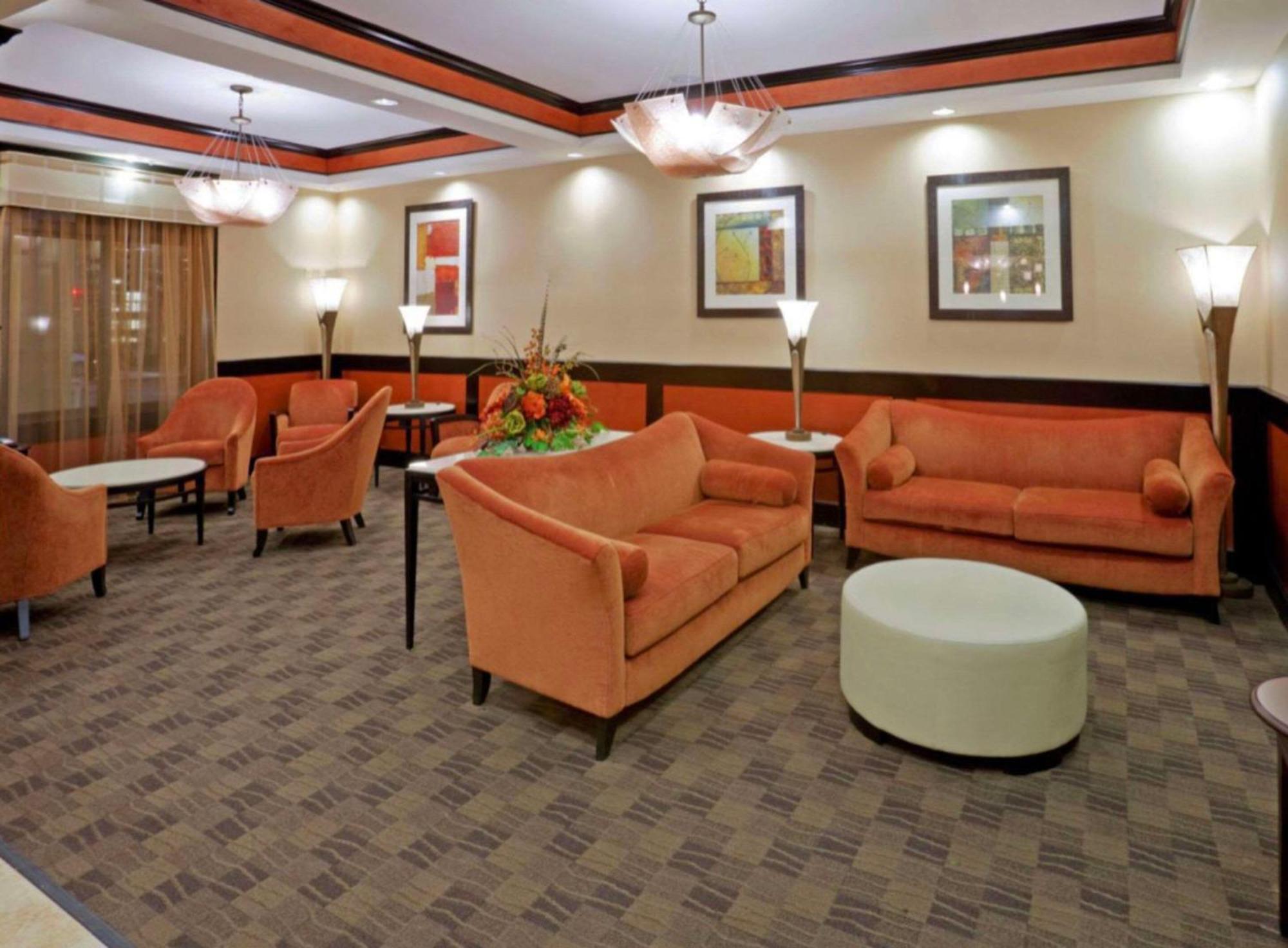 Comfort Inn & Suites Dallas Medical-Market Center מראה חיצוני תמונה