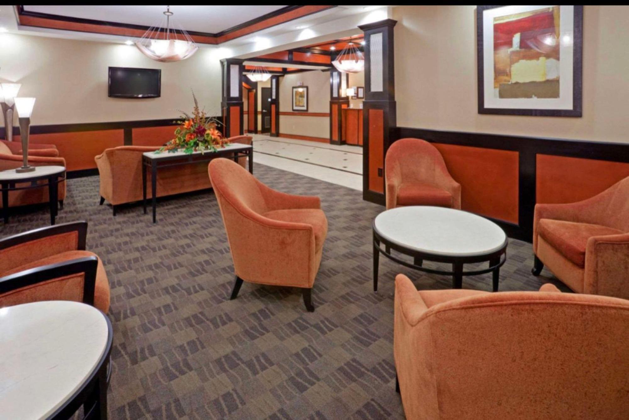 Comfort Inn & Suites Dallas Medical-Market Center מראה חיצוני תמונה